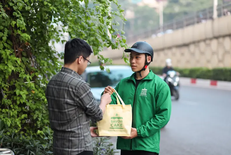 Fast birthday cake delivery